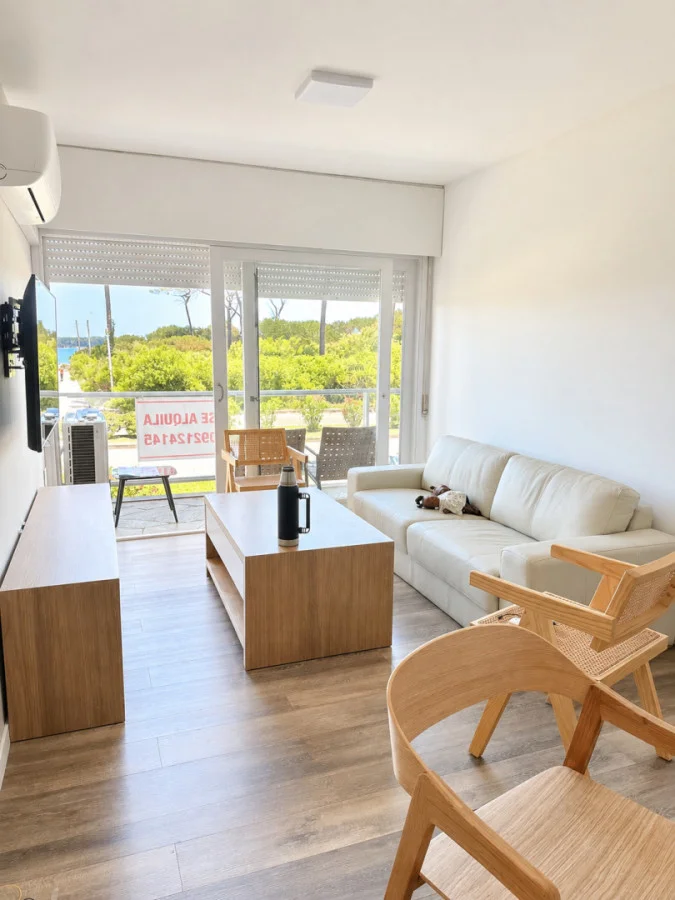Apartamento en Playa Mansa, propiedad 296701 -Imagen 3