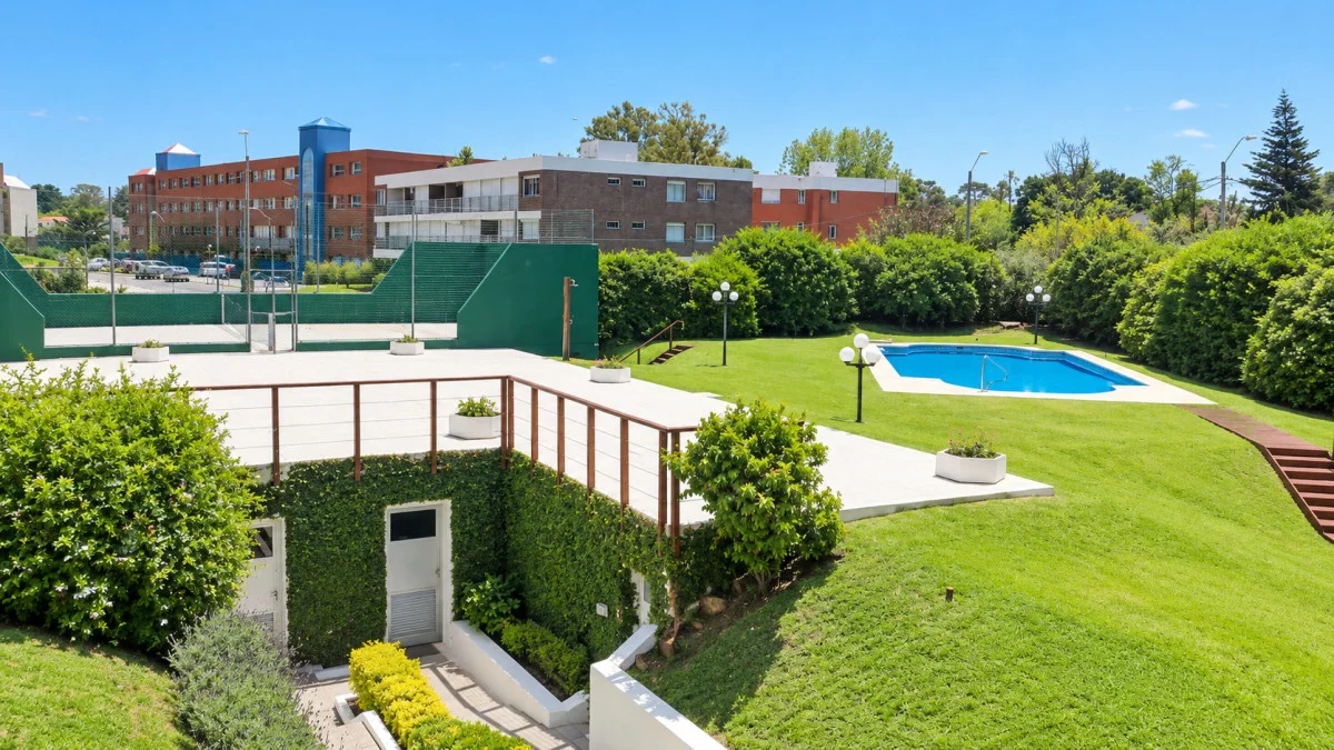 Apartamento en Playa Mansa, propiedad 296964 -Imagen 11