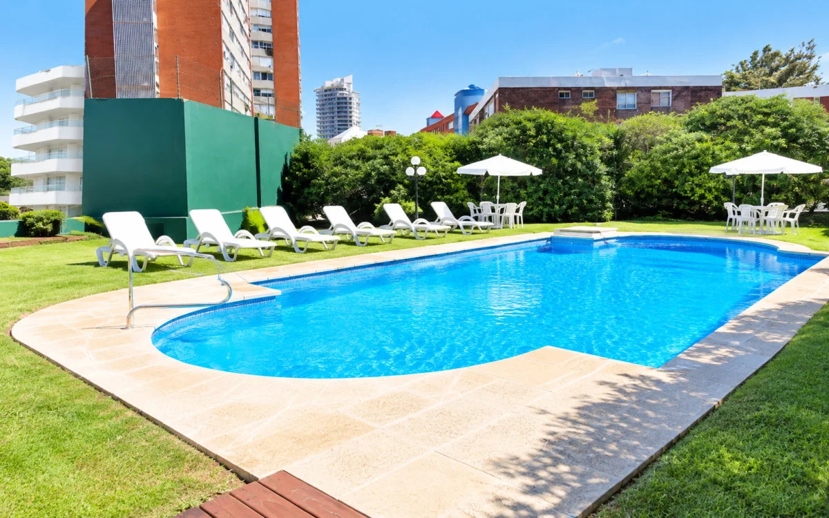 Apartamento en Playa Mansa, propiedad 296964 -Imagen 12
