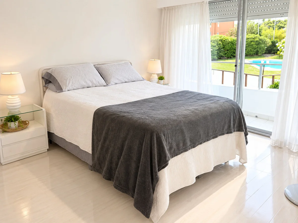 Apartamento en Playa Mansa, propiedad 296964 -Imagen 5