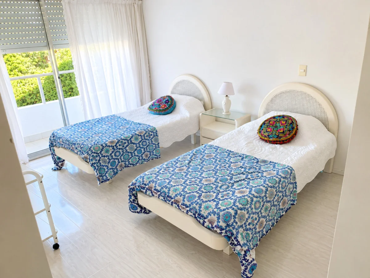 Apartamento en Playa Mansa, propiedad 296964 -Imagen 6