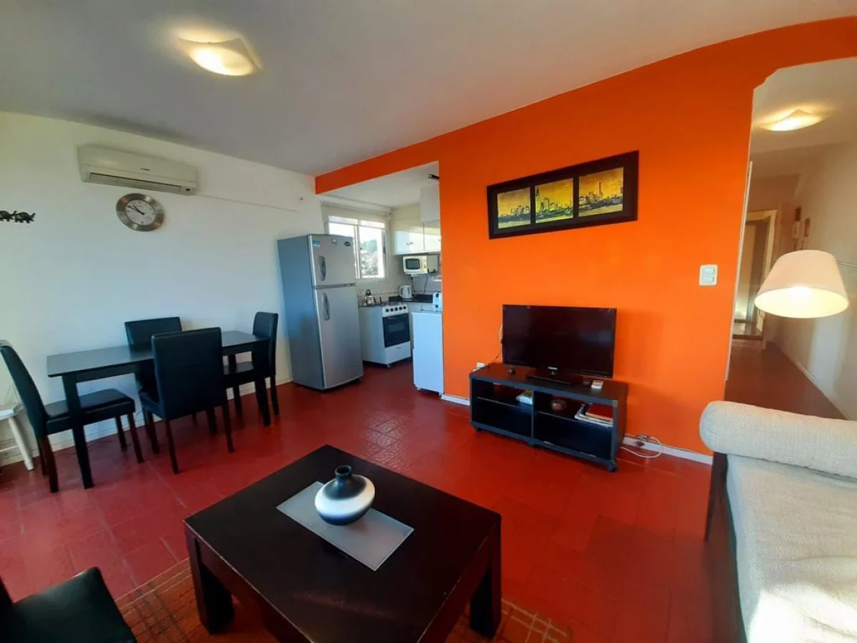 Apartamento en Playa Mansa, propiedad 297091 -Imagen 4