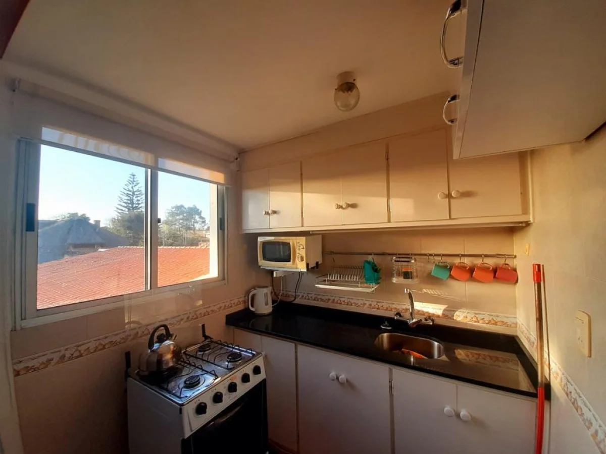 Apartamento en Playa Mansa, propiedad 297091 -Imagen 7