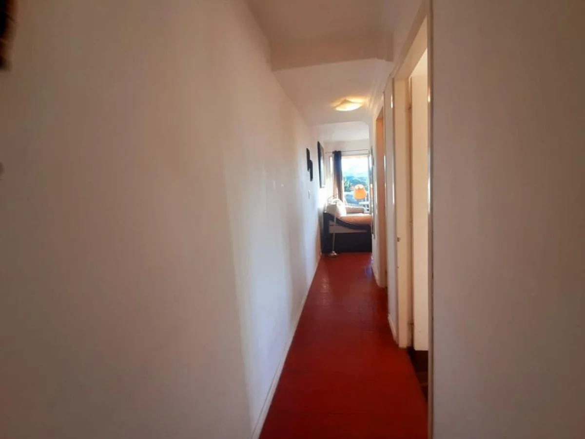Apartamento en Playa Mansa, propiedad 297091 -Imagen 8
