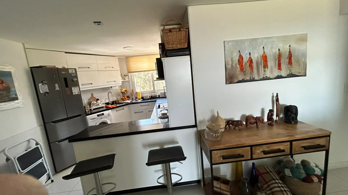 Apartamento en Playa Mansa, propiedad 297203 -Imagen 6