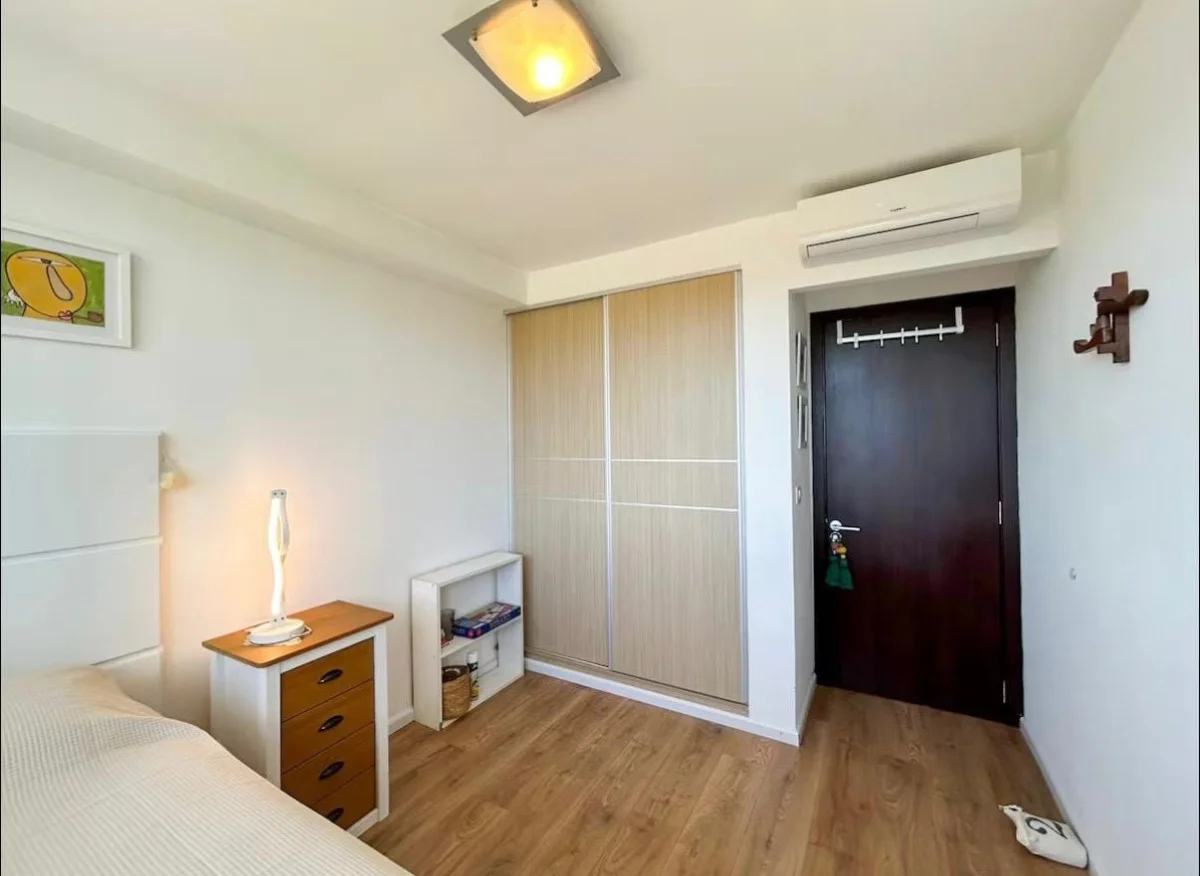 Apartamento en Playa Mansa, propiedad 297438 -Imagen 6