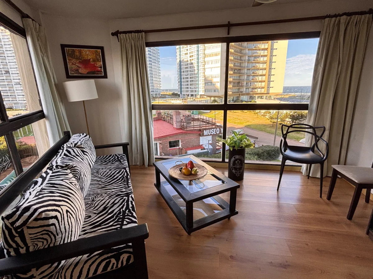 Apartamento en Playa Brava, propiedad 298350 -Imagen 2