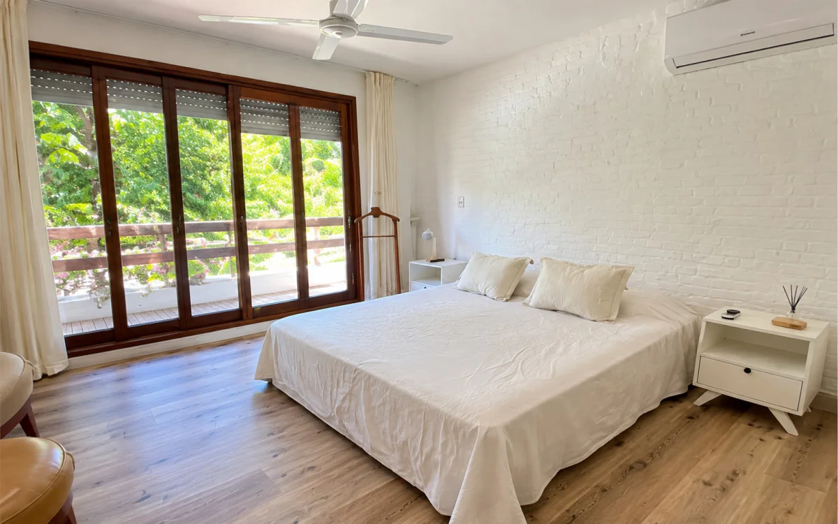 Casa en Playa Mansa, propiedad 299107 -Imagen 8