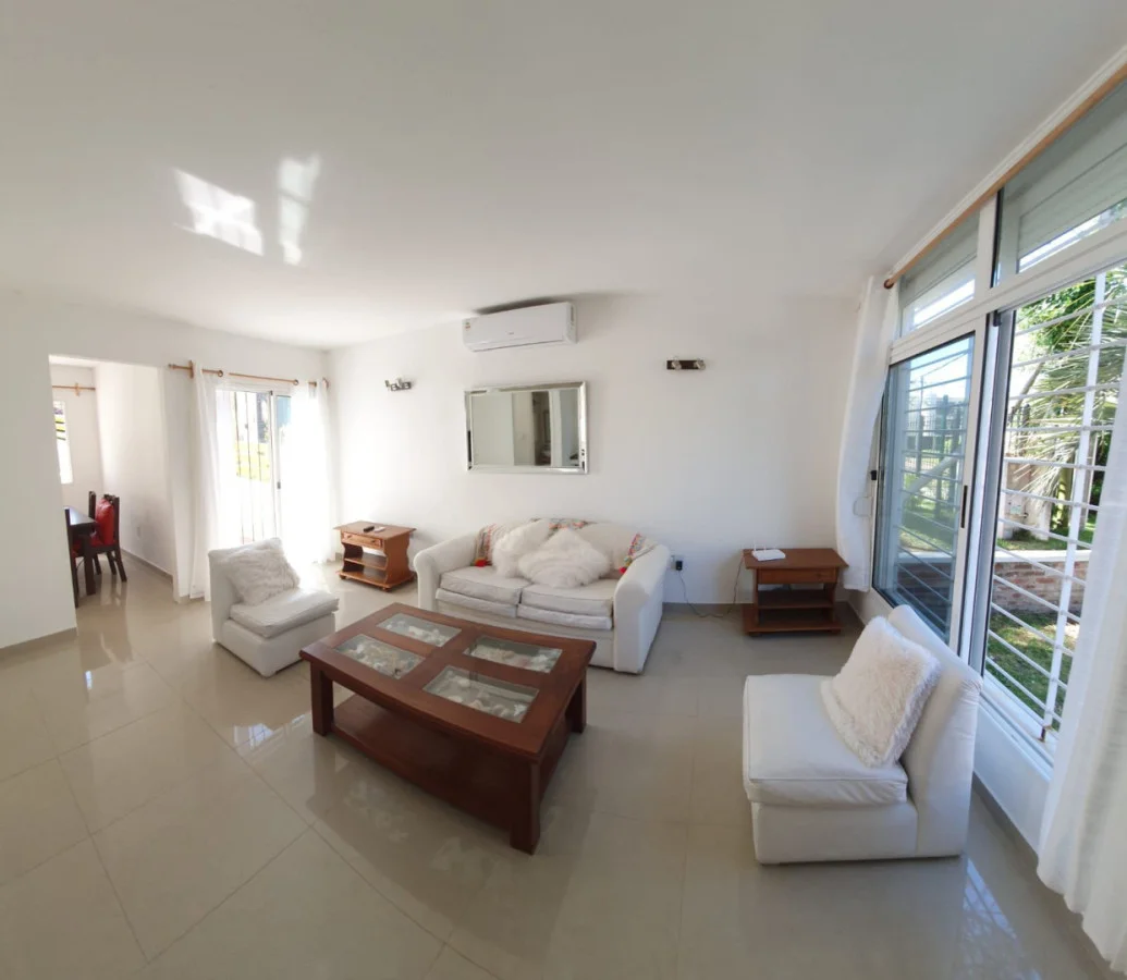 Casa en Playa Mansa, propiedad 299234 -Imagen 4