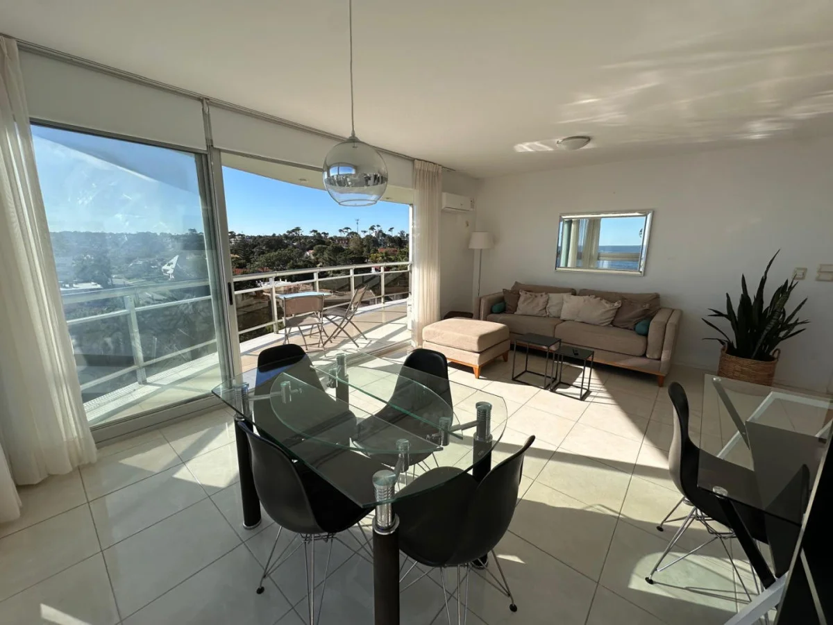 Apartamento en Playa Mansa, propiedad 299238 -Imagen 1