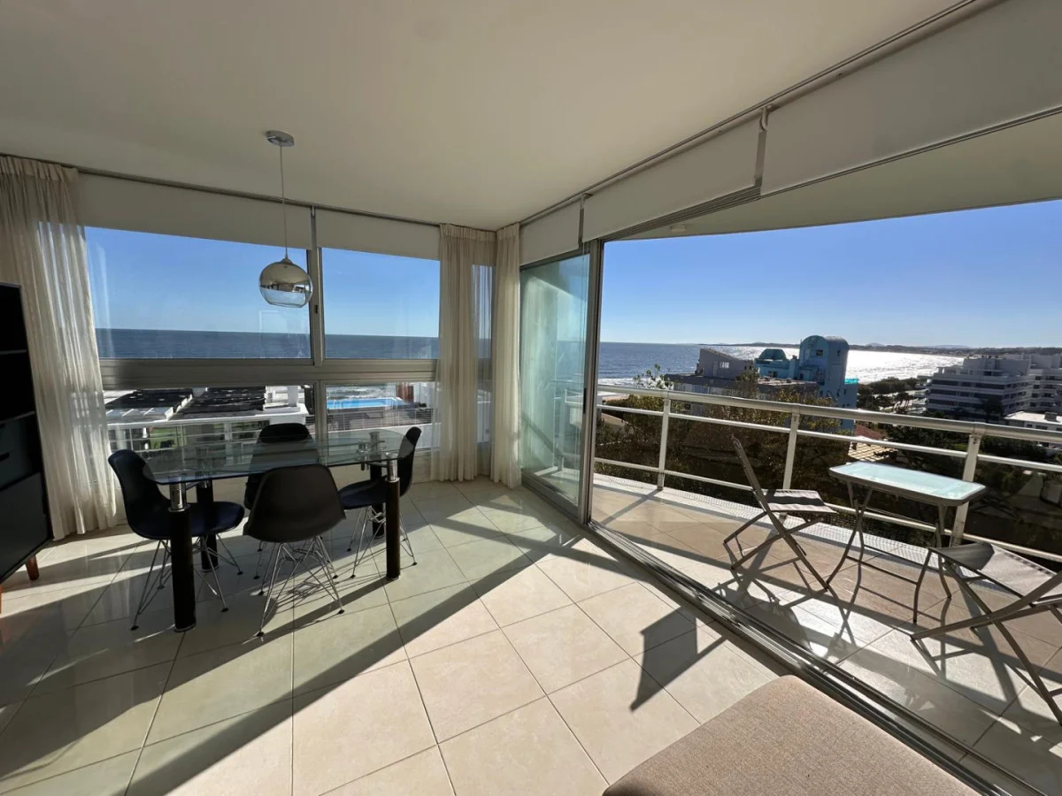 Apartamento en Playa Mansa, propiedad 299238 -Imagen 4