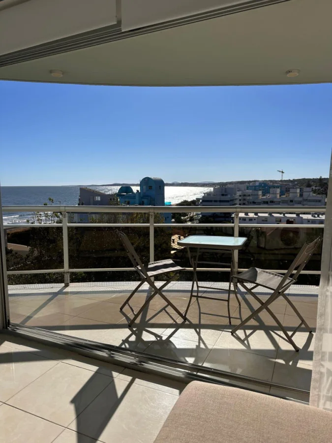 Apartamento en Playa Mansa, propiedad 299238 -Imagen 6