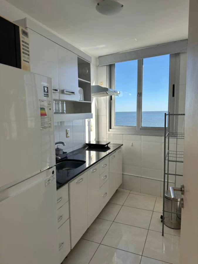 Apartamento en Playa Mansa, propiedad 299238 -Imagen 8