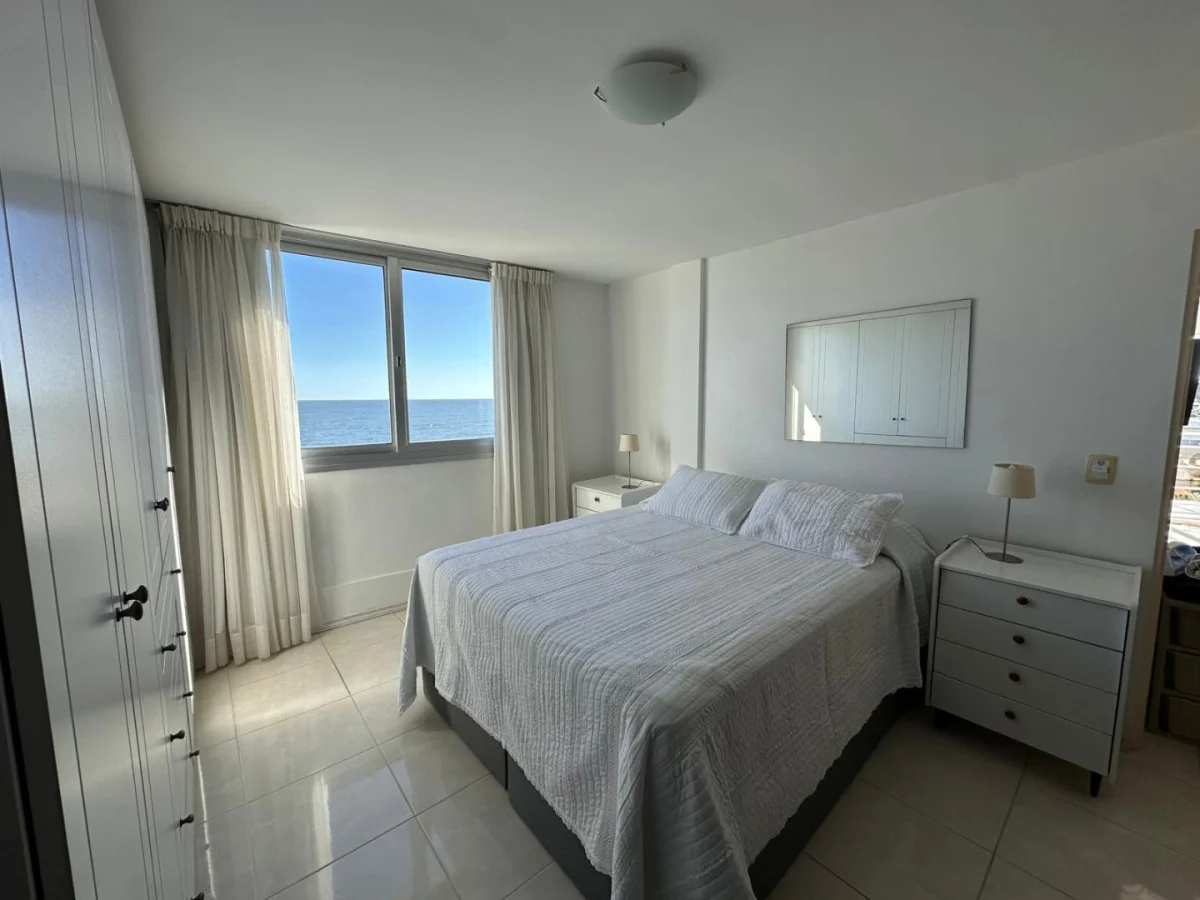 Apartamento en Playa Mansa, propiedad 299238 -Imagen 9