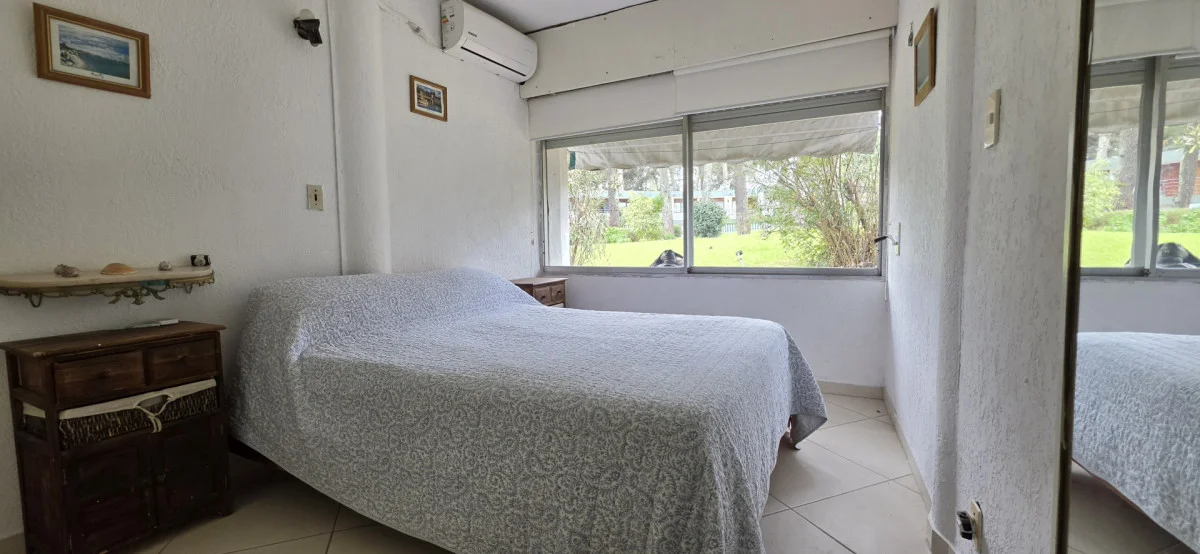 Apartamento en Playa Mansa, propiedad 299567 -Imagen 12