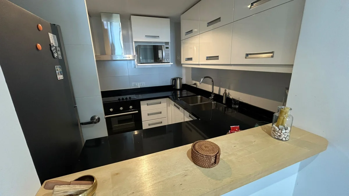 Apartamento en Playa Mansa, propiedad 299748 -Imagen 17
