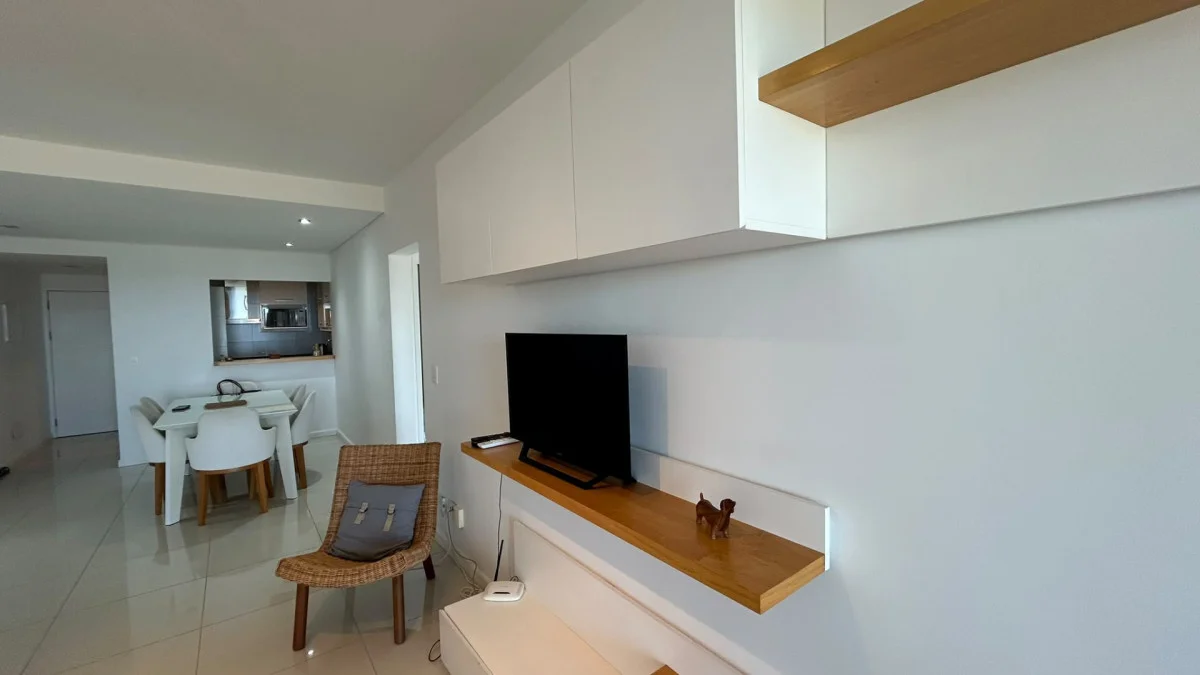 Apartamento en Playa Mansa, propiedad 299748 -Imagen 3