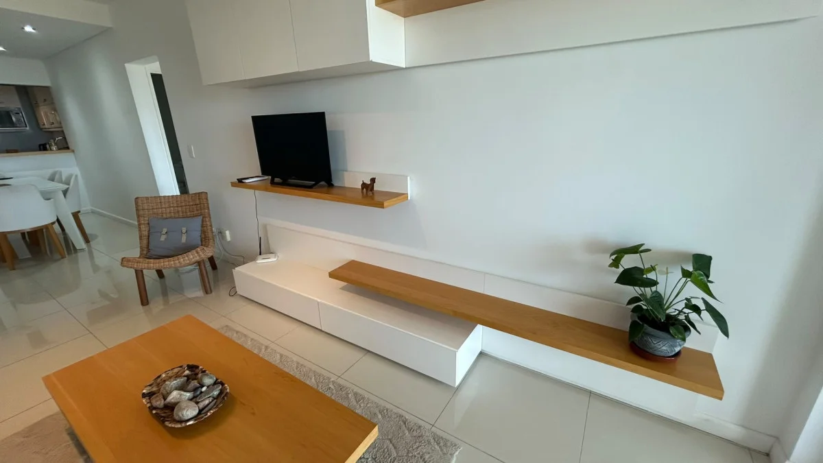 Apartamento en Playa Mansa, propiedad 299748 -Imagen 4
