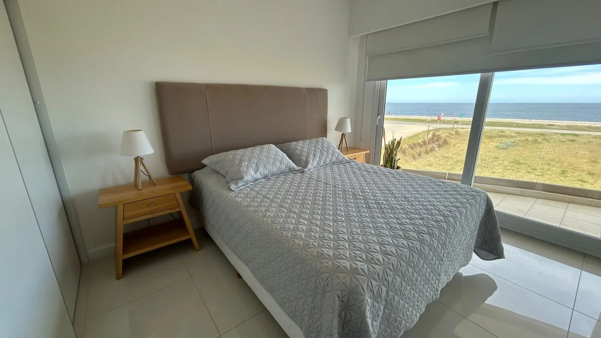 Apartamento en Playa Mansa, propiedad 299748 -Imagen 10