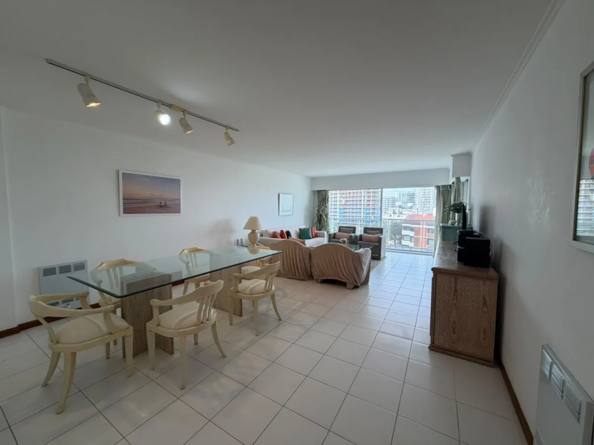 Apartamento en Playa Brava, propiedad 300487 -Imagen 2