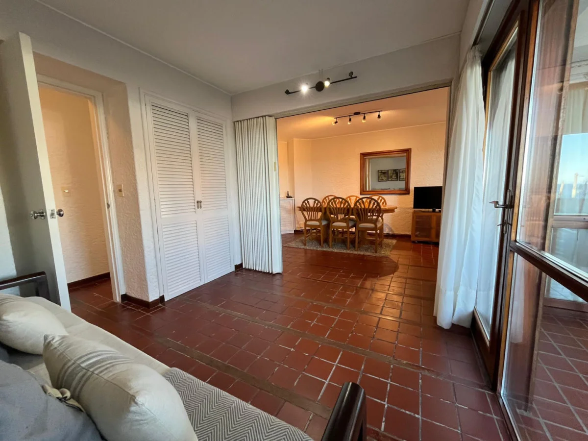 Apartamento en Playa Mansa, propiedad 301137 -Imagen 7