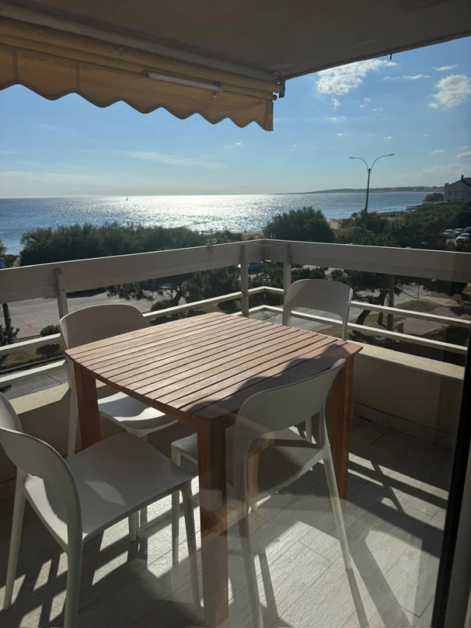 Apartamento en Playa Mansa, propiedad 302321 -Imagen 12