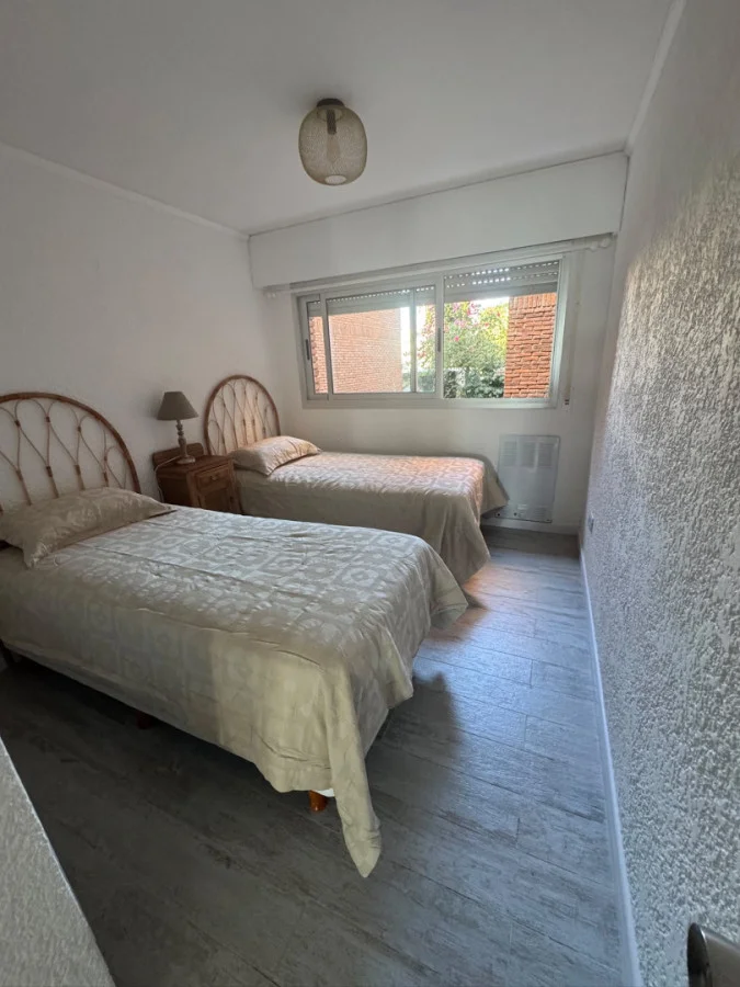 Apartamento en Playa Mansa, propiedad 302321 -Imagen 8