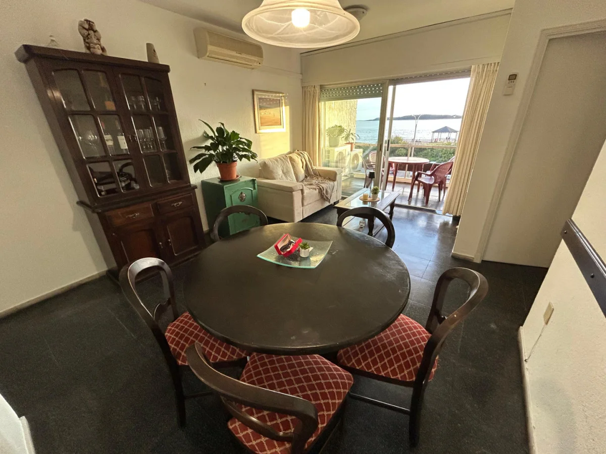 Apartamento en Playa Mansa, propiedad 302323 -Imagen 4