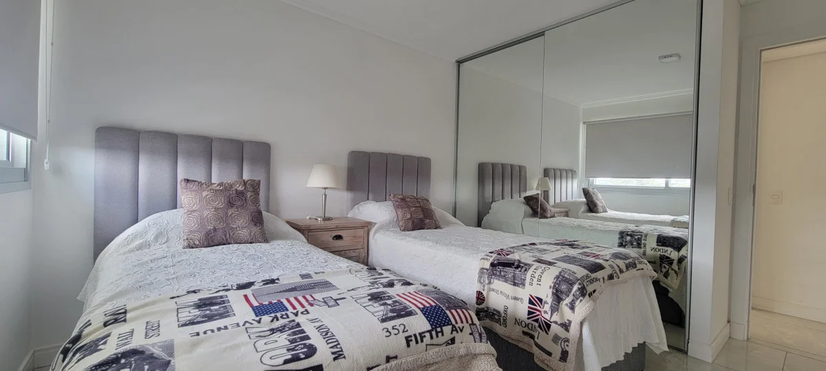 Apartamento en Playa Mansa, propiedad 303142 -Imagen 16