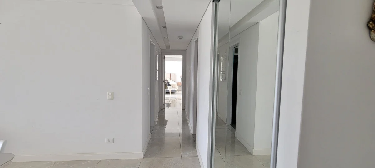 Apartamento en Playa Mansa, propiedad 303142 -Imagen 20