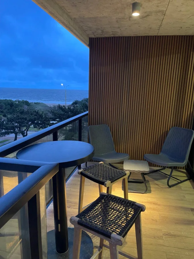 Apartamento en Playa Mansa, propiedad 303308 -Imagen 13