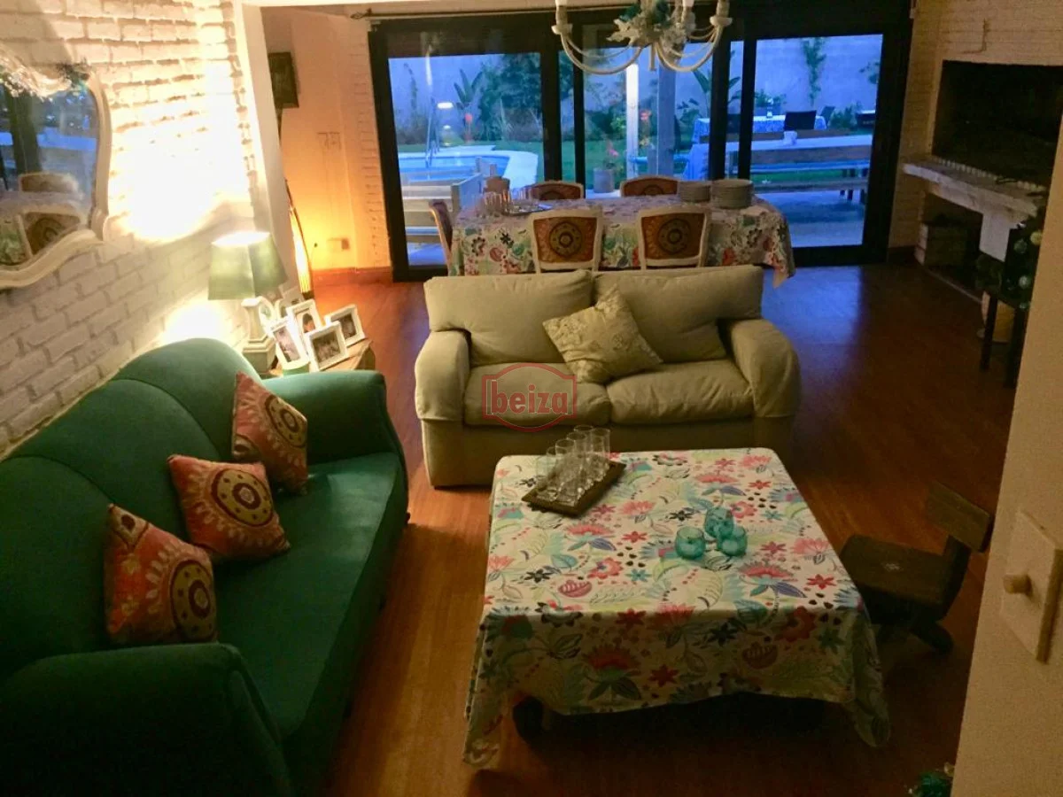 Casa en Playa Mansa, propiedad 287499 -Imagen 11