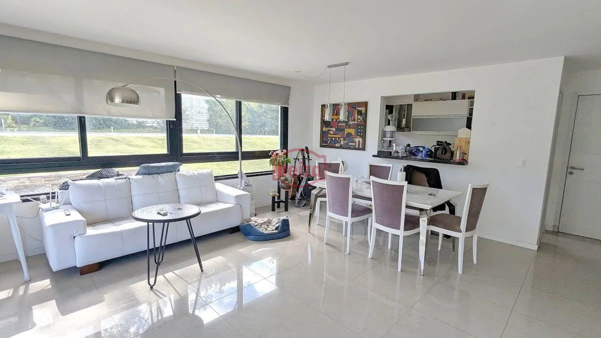 Apartamento en Playa Mansa, propiedad 287519 -Imagen 6