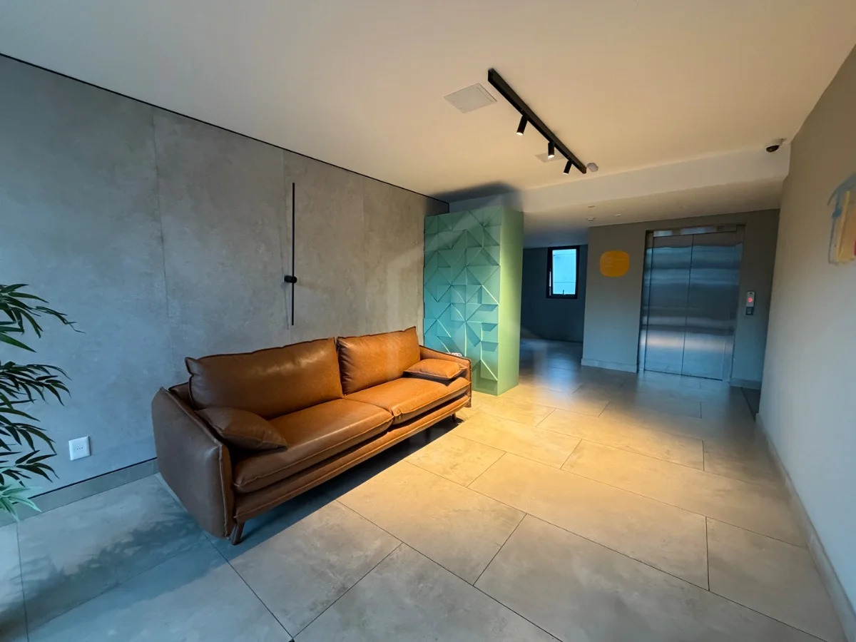 Garage en Tres Cruces, propiedad 299100 -Imagen 4