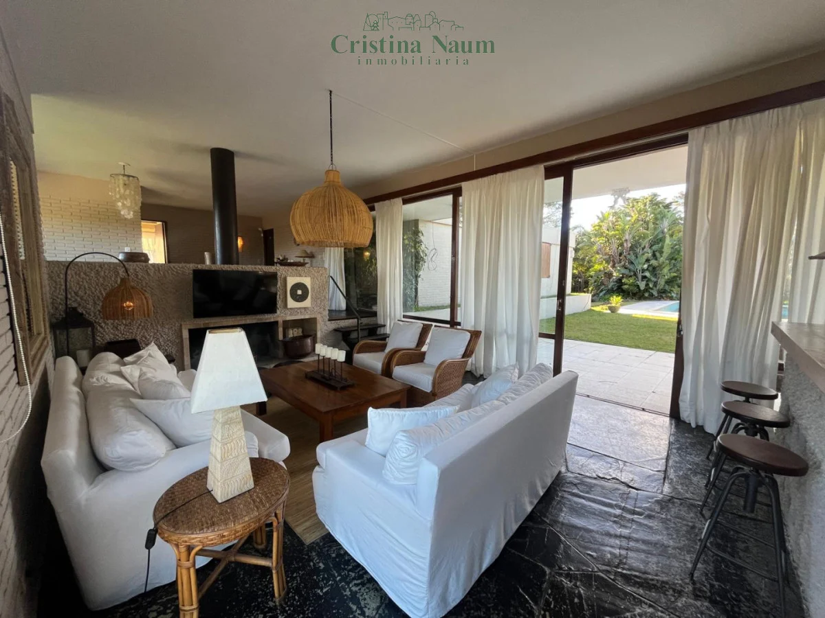 Casa en Playa Mansa, propiedad 292566 -Imagen 3