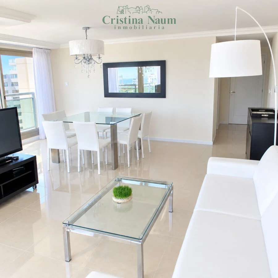 Apartamento en Playa Brava, propiedad 300840 -Imagen 2