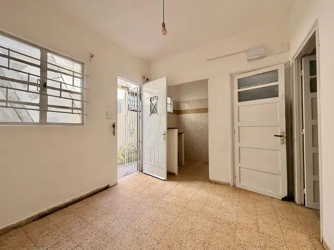 Alquiler Apartamento con Amplio Dormitorio 
