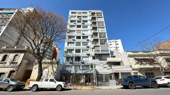 VENTA APARTAMENTO PARQUE RODO  PROXIMO FACULTAD DE ARQUITECTURA OBLIGADO Y AVDA.BRASIL