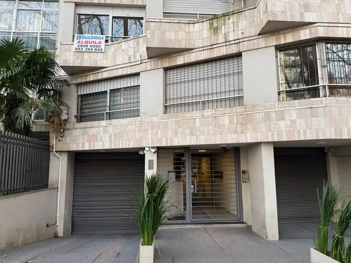 ALQ. APTO AV. BRASIL 2633/202
