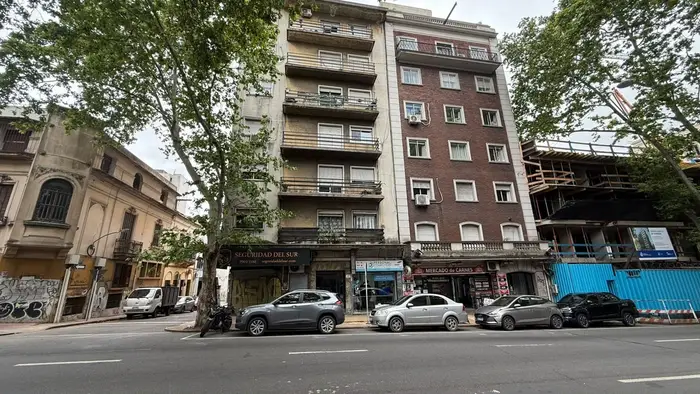 ALQ. APTO URUGUAY 1327/501