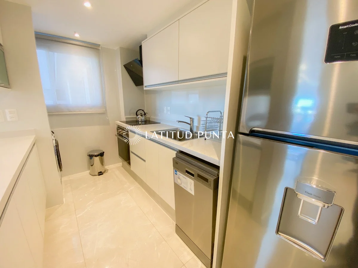 Apartamento en Playa Mansa, propiedad 297037 -Imagen 12