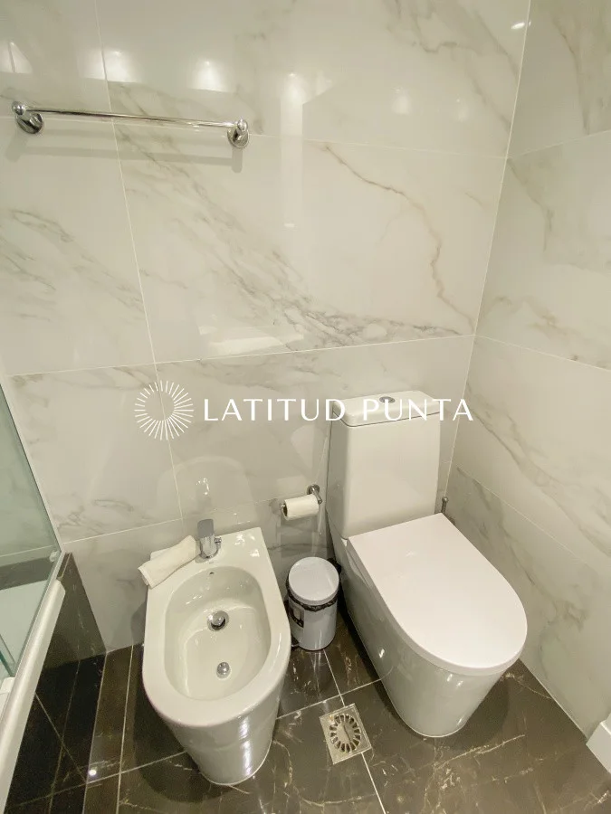 Apartamento en Playa Mansa, propiedad 297037 -Imagen 19