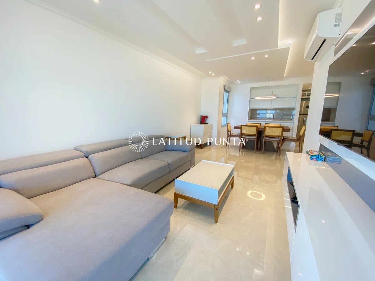 Apartamento en Playa Mansa, propiedad 297037 -Imagen 8