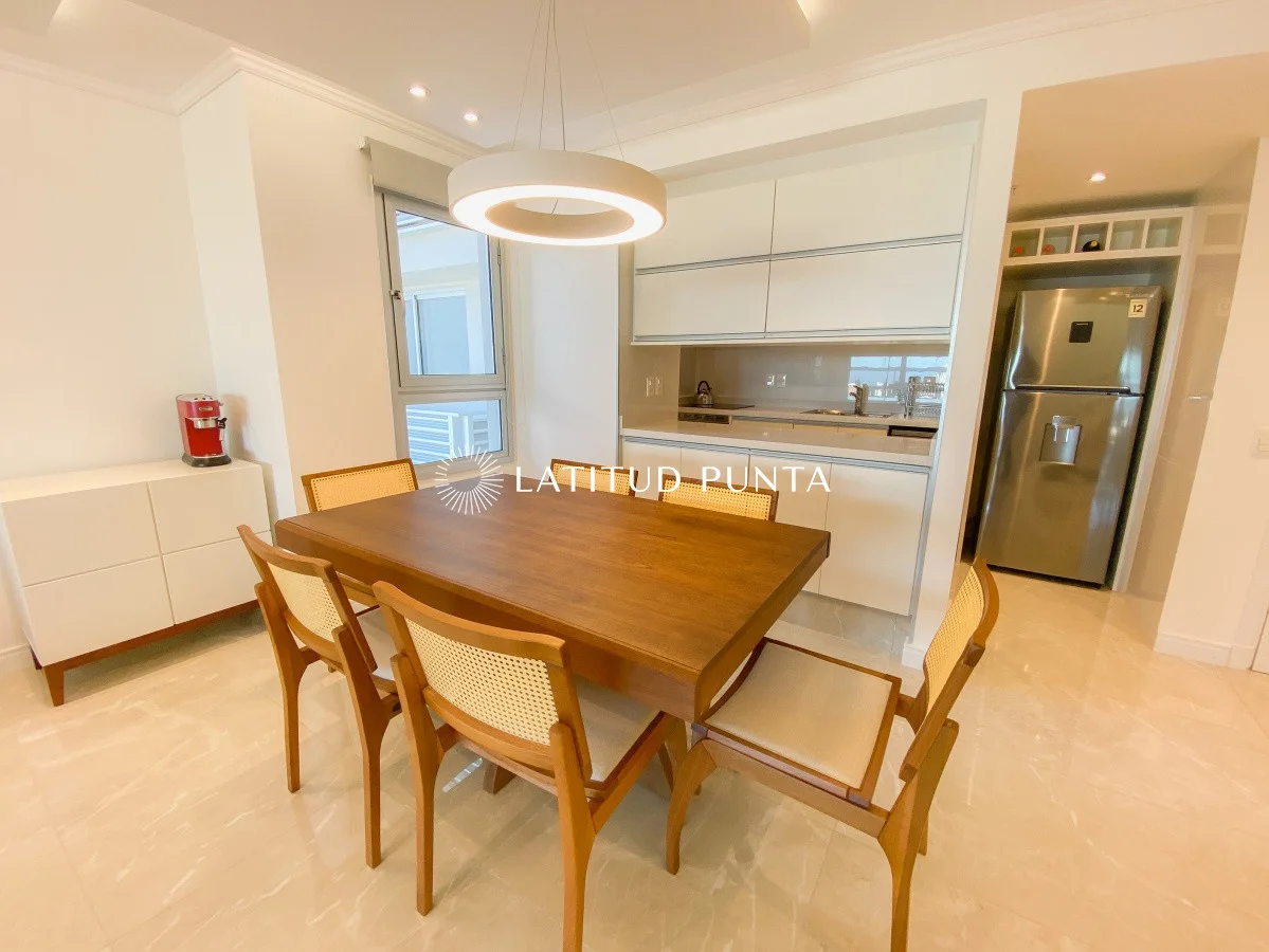 Apartamento en Playa Mansa, propiedad 297037 -Imagen 10