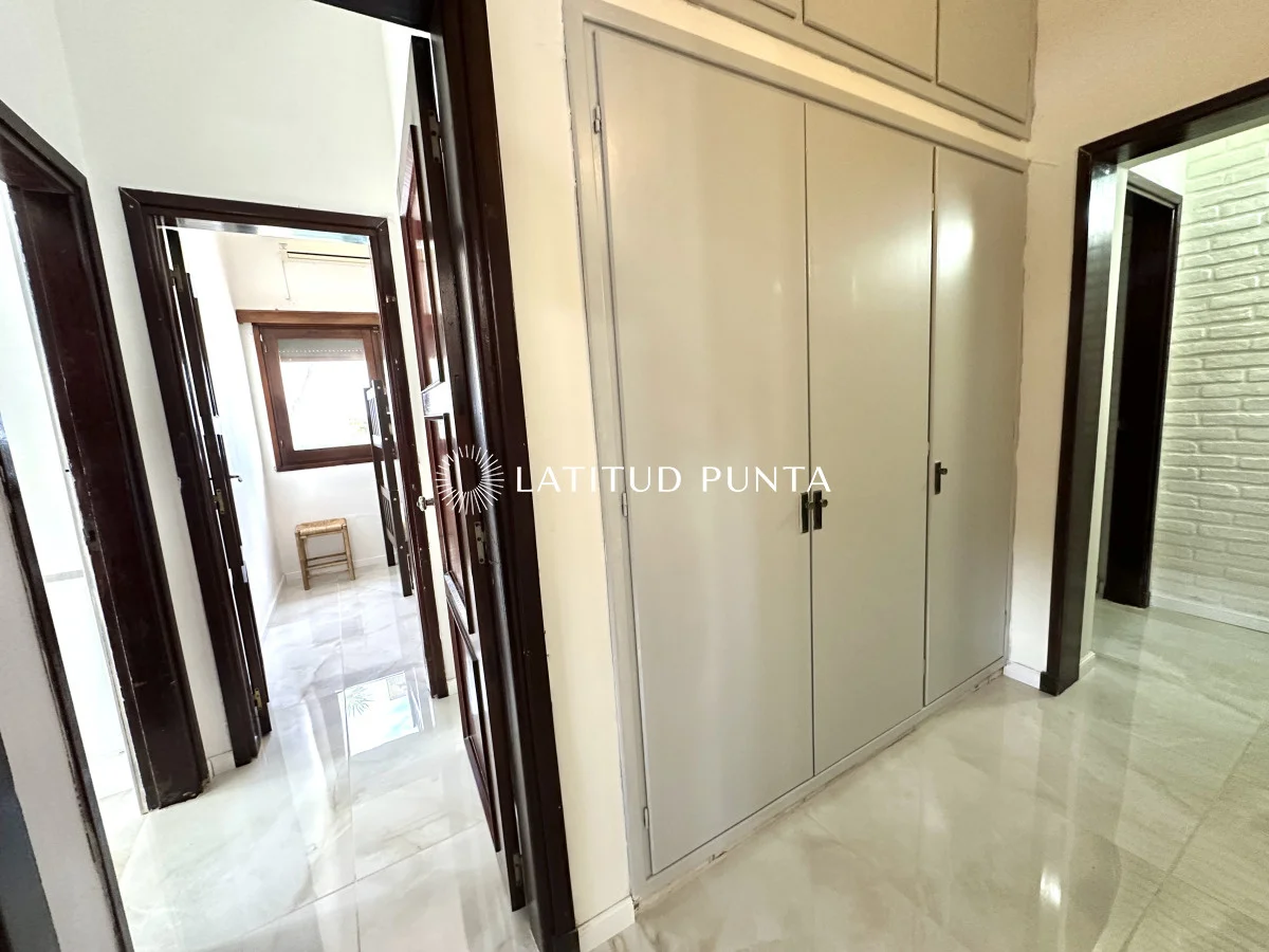 Casa en Playa Mansa, propiedad 297044 -Imagen 21