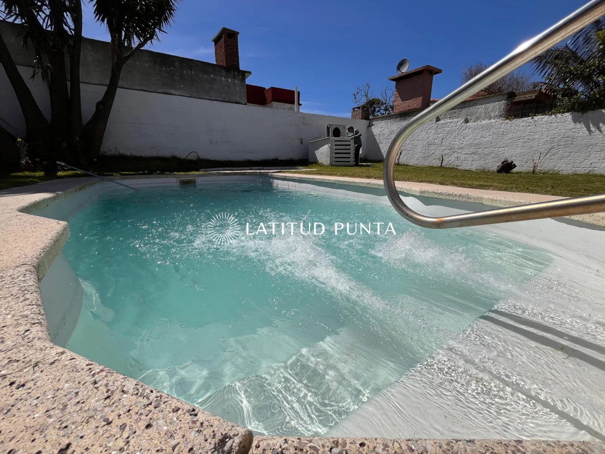 Casa en Playa Mansa, propiedad 297044 -Imagen 5