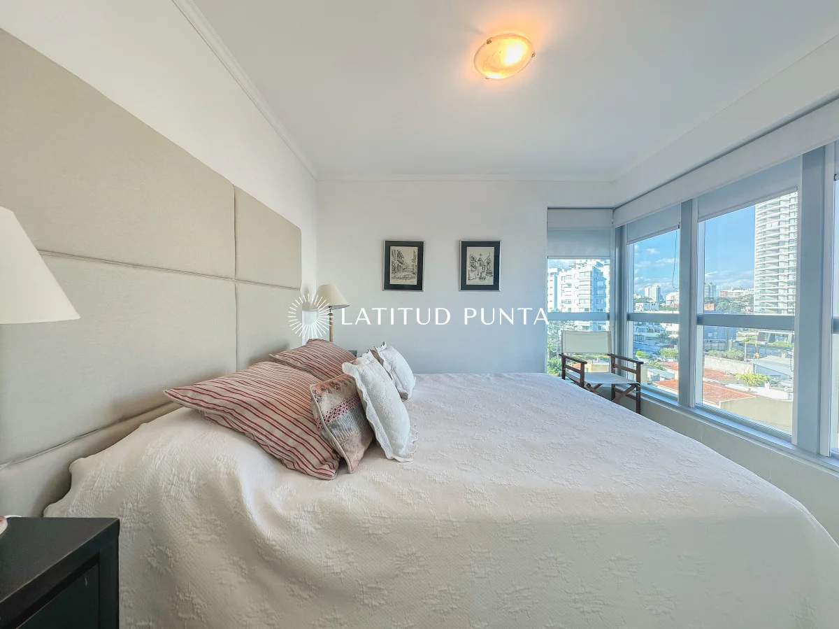 Apartamento en Playa Mansa, propiedad 297046 -Imagen 15