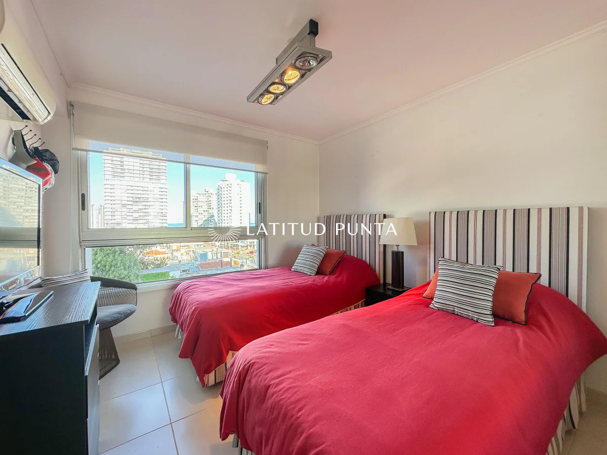 Apartamento en Playa Mansa, propiedad 297046 -Imagen 21