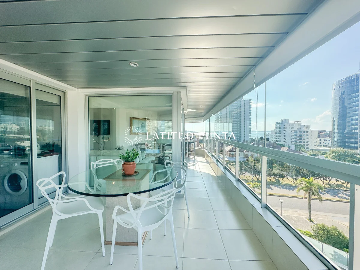 Apartamento en Playa Mansa, propiedad 297046 -Imagen 8