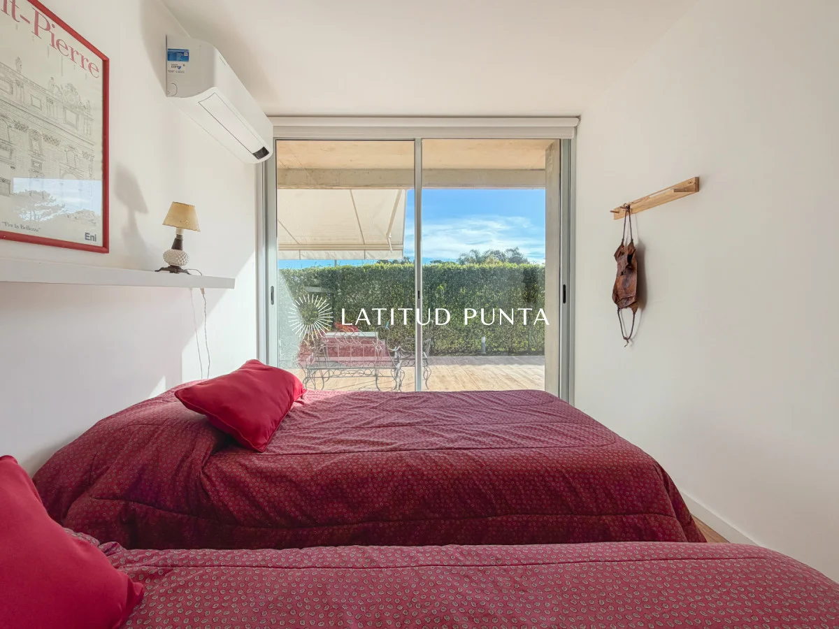 Apartamento en Playa Mansa, propiedad 297056 -Imagen 14